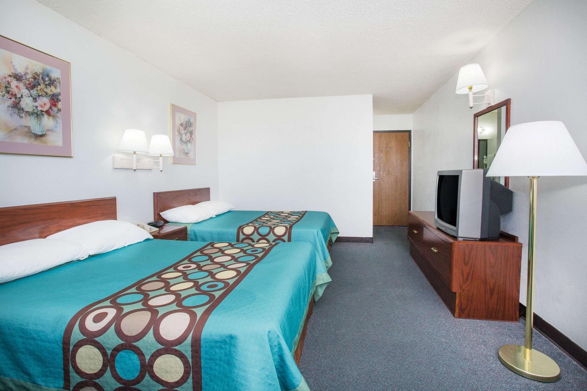 Super 8 By Wyndham Limon Hotel Eksteriør billede